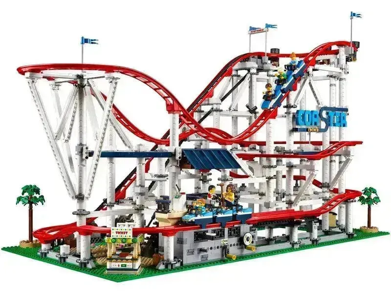 Achtbaan Rollercoaster 10261 Creator Expert set in full display