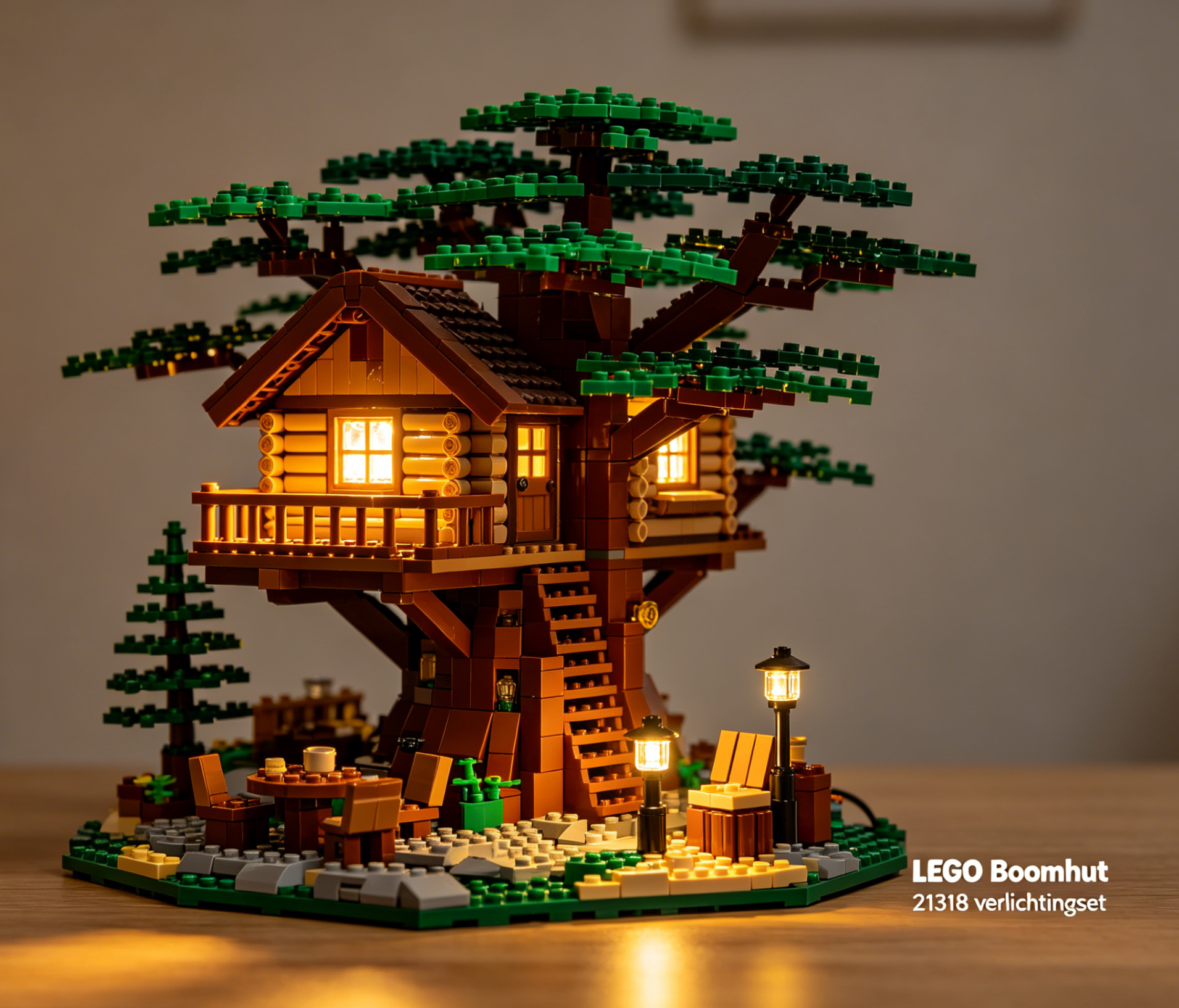 A beautifully lit LEGO Tree House 21318, showcasing glowing cabins and illuminated leaves.